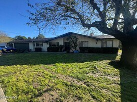 2623 Avenida Simi in Simi Valley, CA - Building Photo