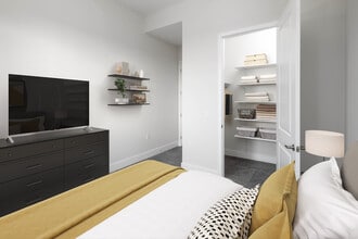 Avalon South Miami in South Miami, FL - Building Photo - Building Photo