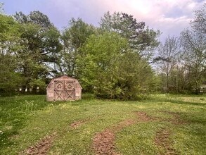 108 Rayburn Dr in Benton, KY - Building Photo - Building Photo