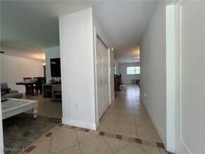858 Rose Way in Naples, FL - Building Photo - Building Photo