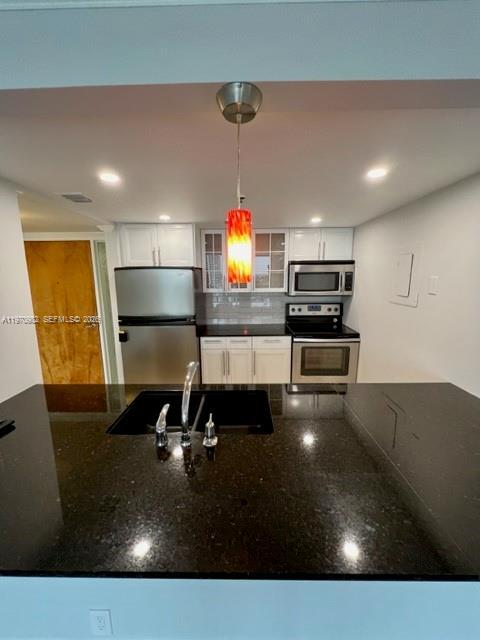 property at 7601 E Treasure Dr