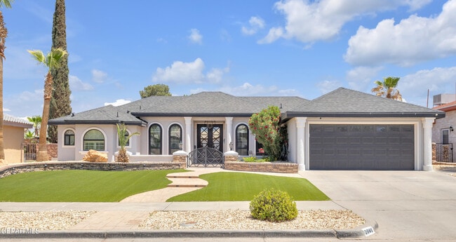 property at 2085 Paseo Del Prado Dr