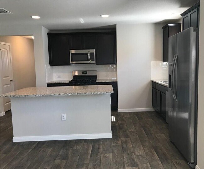 108 Cranbrook Ln in Hutto, TX - Building Photo - Building Photo