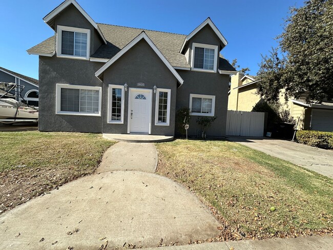 property at 1805 Chesapeake Ave