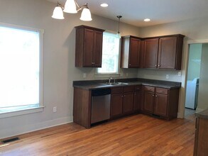 480 Athens Ave in Athens, GA - Building Photo - Building Photo