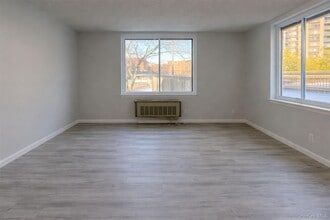 209-33 26th Ave in Queens, NY - Building Photo - Building Photo