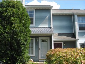 43 Bark Hollow, Unit Bark II in Horsham, PA - Building Photo