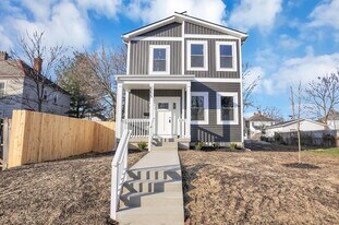 555 Lilley Ave in Columbus, OH - Building Photo