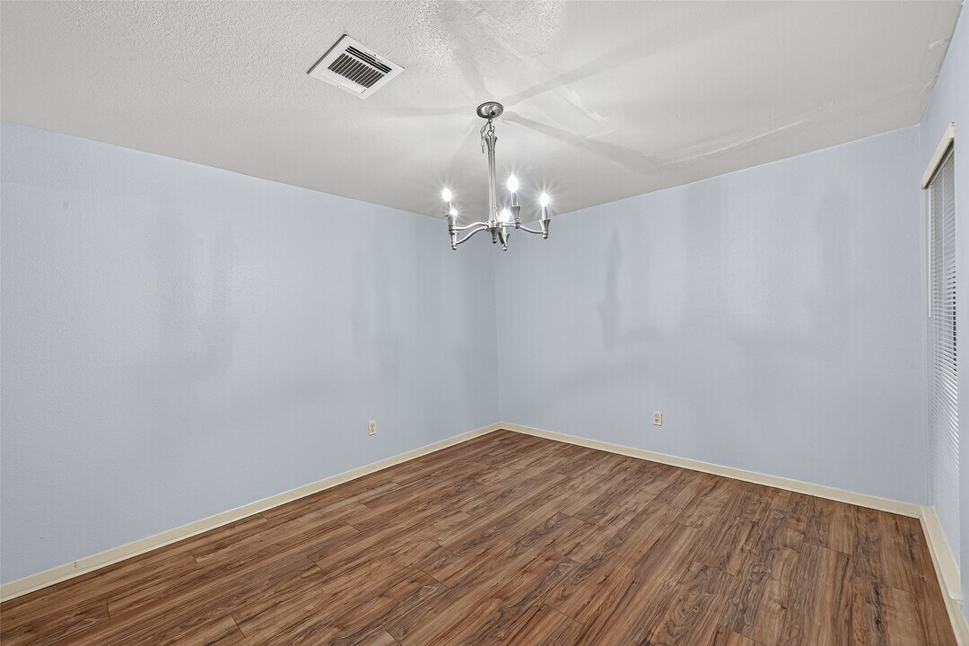3906 Glen Cove Cir in Missouri City, TX - Building Photo