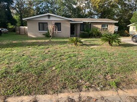 235 Beall Ave in Jacksonville, FL - Building Photo