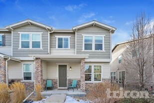 21895 E Radcliff Cir, Unit 107 in Aurora, CO - Building Photo
