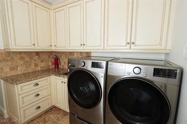 property at 2201 Beacon Ln