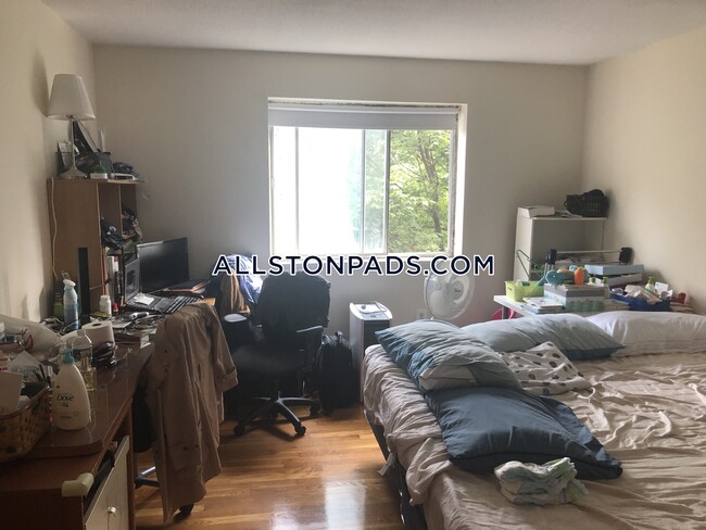 property at 90 Gardner St