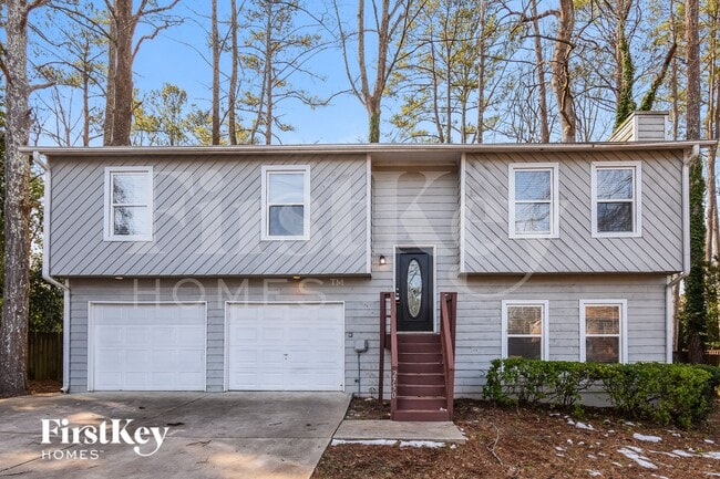 property at 2750 Bankstone Dr SW