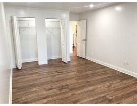 677 Quincy Shore Dr-Unit -103 in Quincy, MA - Building Photo - Building Photo