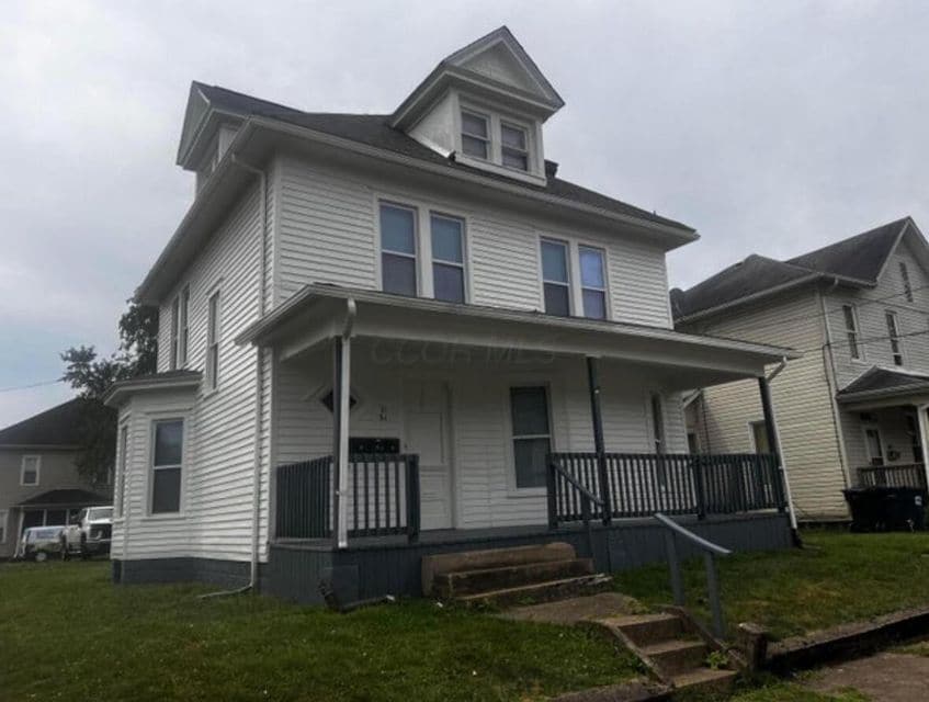 51 E North St in Newark, OH - Building Photo