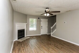 7671 Antebellum Ln in Riverdale, GA - Building Photo - Building Photo