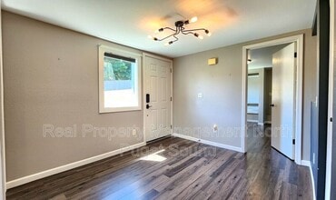 4918 S 2nd Ave in Everett, WA - Building Photo - Building Photo