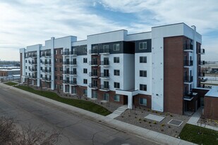 Hunter's Landing North in Ogden, UT - Building Photo