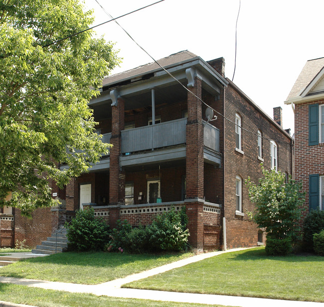 5808 Linwood Ave in Cleveland, OH - Building Photo - Building Photo