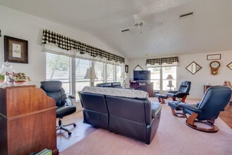 1621 Magnolia Ave in Lady Lake, FL - Building Photo - Building Photo