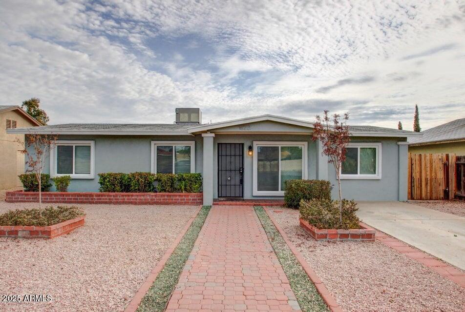 18221 N 35th Ave in Phoenix, AZ - Building Photo