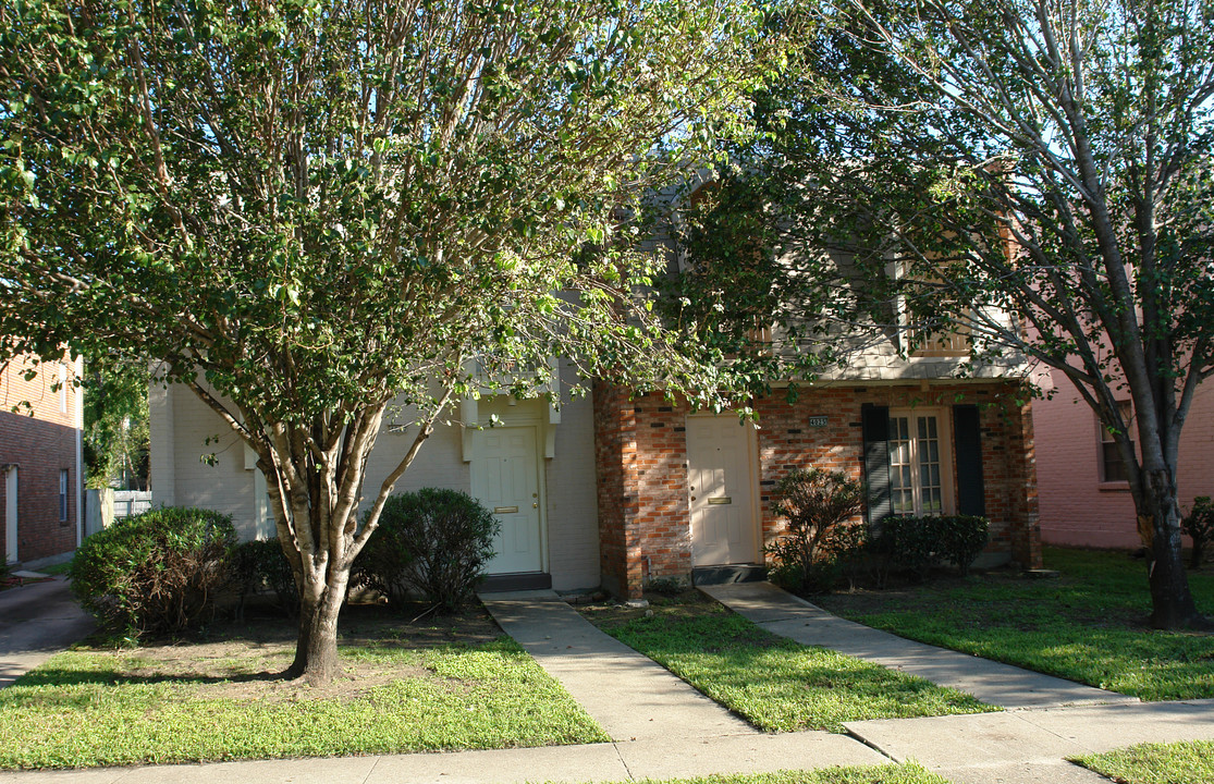 4021 Georgetown Dr in Metairie, LA - Building Photo