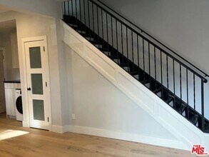 813 14th St in Santa Monica, CA - Building Photo - Building Photo