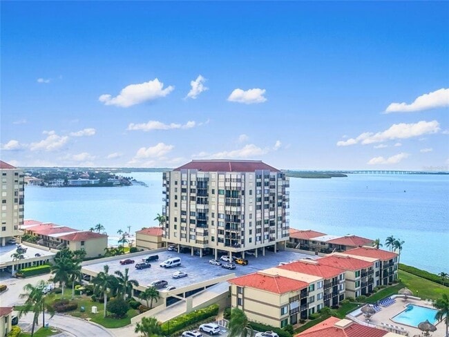 property at 6372 Palma Del Mar Blvd S
