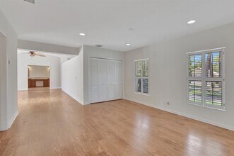 11106 Whispering Pines Ln in Boca Raton, FL - Foto de edificio - Building Photo