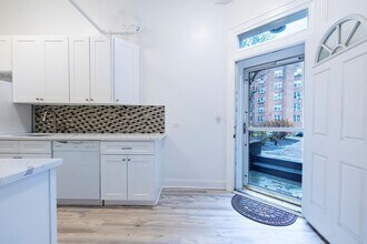 50 N Broadway in White Plains, NY - Building Photo - Building Photo