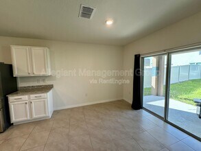 5371 Pine Lilly Dr in St. Cloud, FL - Building Photo - Building Photo