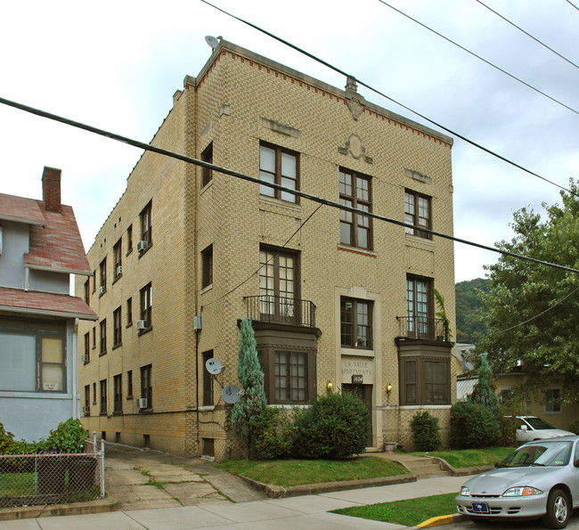 La-Salle Apartments in Charleston, WV - Foto de edificio - Building Photo