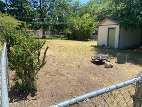 311 Marengo St in Cleburne, TX - Building Photo - Building Photo