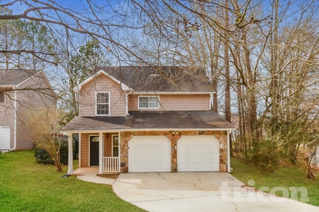 property at 2901 Pavia Cir