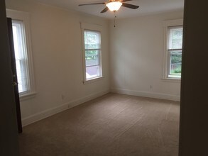 3323 Emerson Ave, Unit B in Covington, KY - Foto de edificio - Building Photo