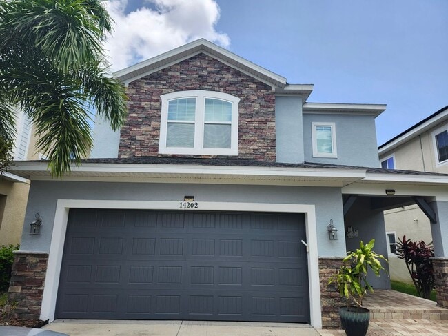 14202 Natures Reserve Dr in Lithia, FL - Building Photo - Building Photo
