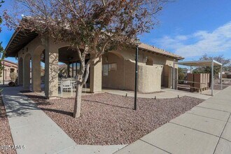 1861 E Birch St in Casa Grande, AZ - Building Photo - Building Photo