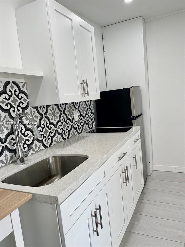 2310 N 57th Way in Hollywood, FL - Building Photo - Building Photo