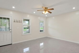 22 Firth St in Cornwall, NY - Building Photo - Building Photo