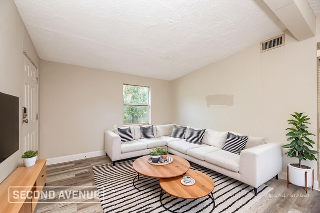 4144 Katanga Dr N in Jacksonville, FL - Building Photo - Building Photo