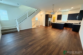 334 F St in Daly City, CA - Building Photo - Building Photo