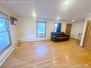 201 Sherman St, Unit #A in Cambridge, MA - Building Photo - Building Photo