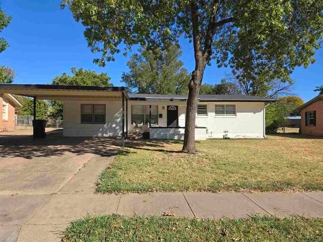 4511 Spencer Dr