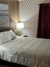 13 Valley Dr in Westerly, RI - Building Photo - Building Photo