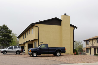 1981 Mineola Ct in Colorado Springs, CO - Building Photo - Building Photo