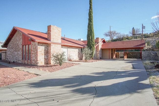 property at 6437 Pizarro St