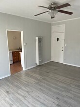 628 E Elk Ave in Glendale, CA - Building Photo - Building Photo