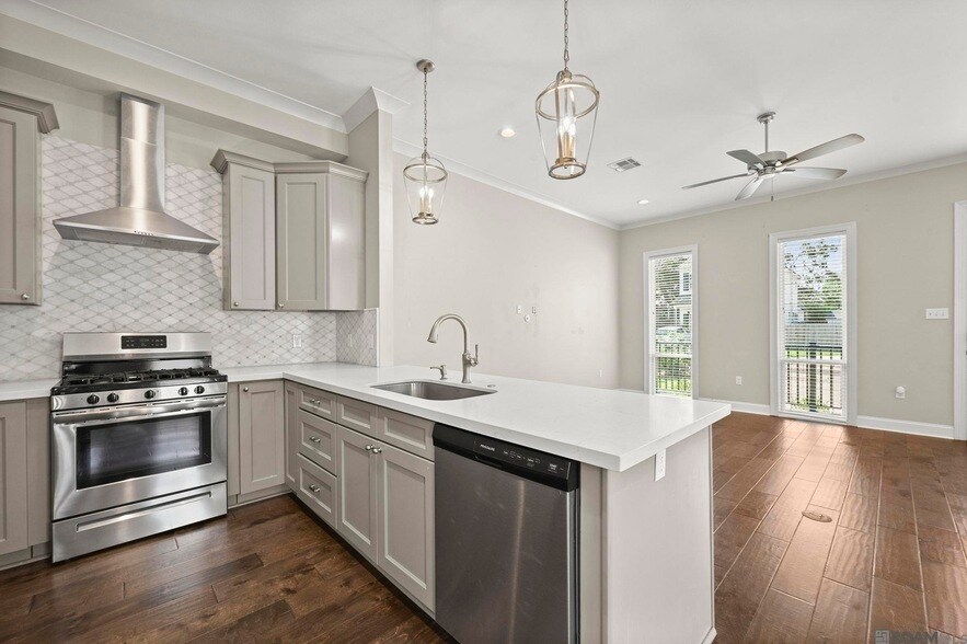 2517 Cork St in Baton Rouge, LA - Building Photo