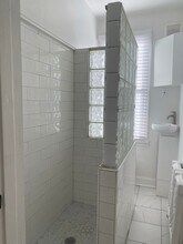 1370 Gillingham St in Philadelphia, PA - Foto de edificio - Building Photo